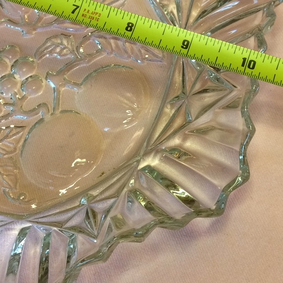 FINAL SALE PRICE Glass Design & Fruit Serving Bowls - Picture 2 of 6